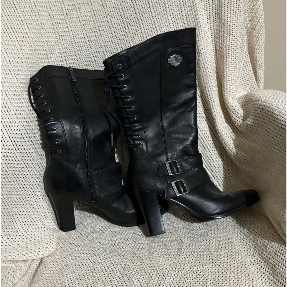 Only worn x1. Can’t wear heals. HD. Will also trade 4 women’s Harley boot 9-9.5